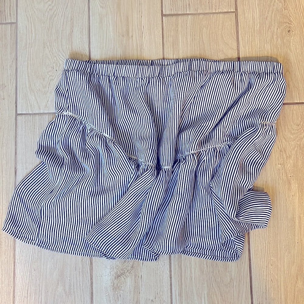Banana Republic pinstriped skirt